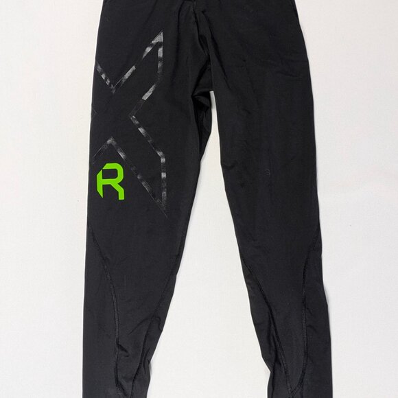 2XU Women's Compression Tights - Size Large (Lightly Worn) - Picture 4 of 6